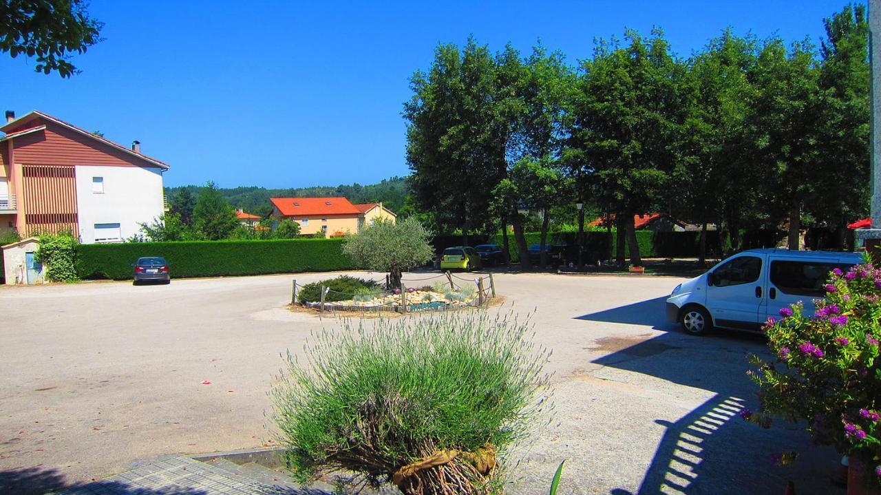 Hotel Os Caracoles Pereiro de Aguiar Екстер'єр фото