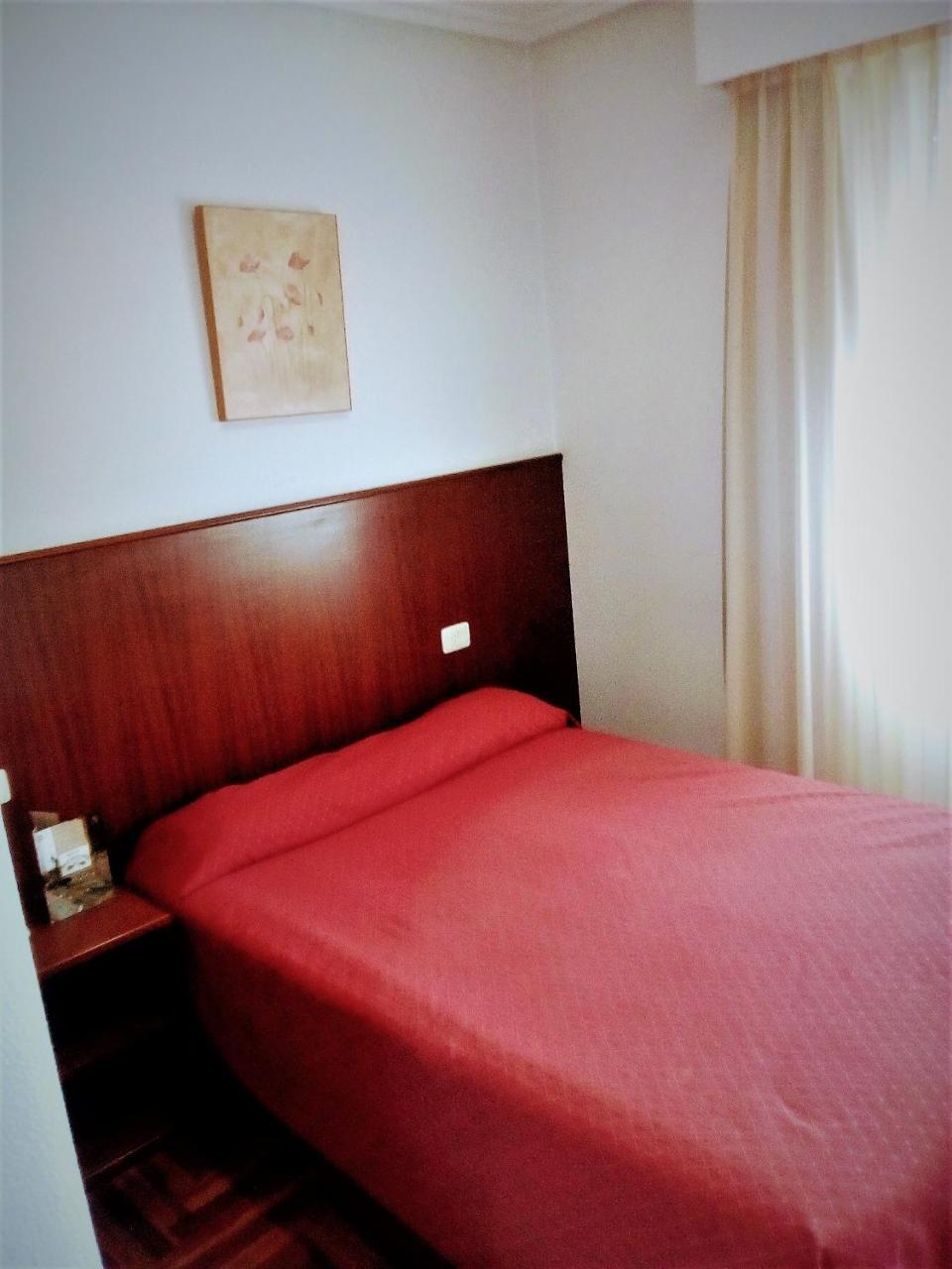 Hotel Os Caracoles Pereiro de Aguiar Екстер'єр фото